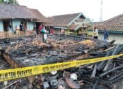 Rumah Warga di Desa Pamulihan Habis Terbakar, Polsek Cisurupan Cek Tkp