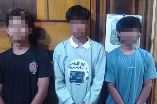 Tiga Remaja Komplotan Pencuri Sepeda Motor Di Kecamatan Peundeuy Diringkus Polsek Singajaya