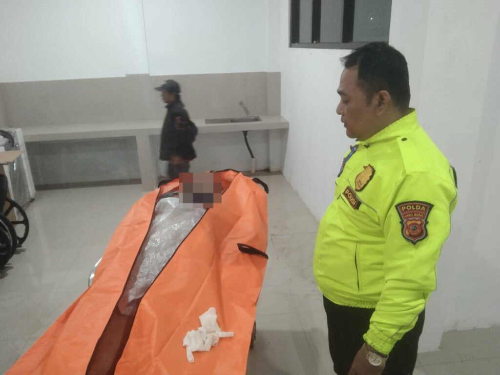 Diduga Korban Tabrak Lari, Polsek Malangbong Cek TKP