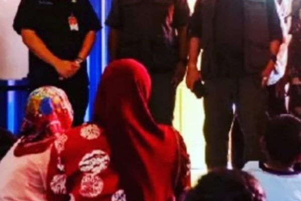 BNPB Berikan Bantuan Kepada Korban Longsor Gunung Anaga