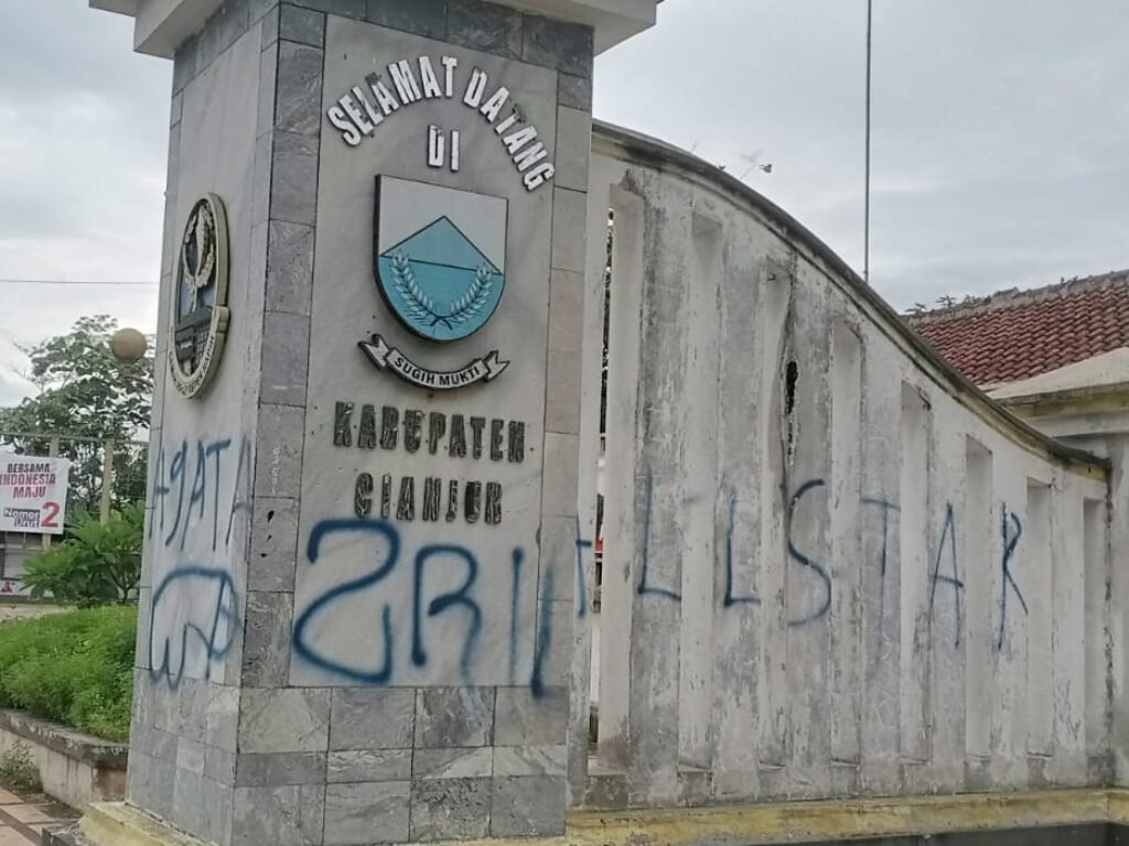 Camat Cipatat Geram Temukan Aksi Vandalisme di Tapal Batas KBB dengan Cianjur