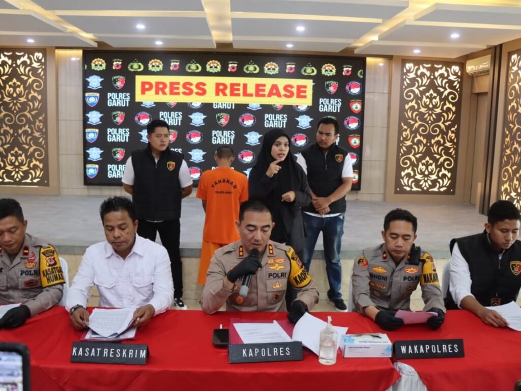 Kapolres Garut Pimpin Press Release Tindak Pidana Pencurian Dengan Pemberatan Di Minimarket Cipanas