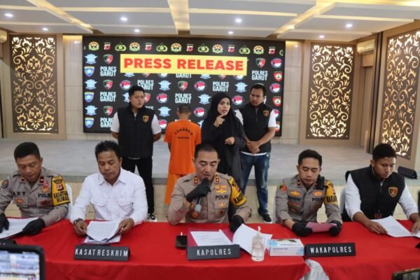 Kapolres Garut Pimpin Press Release Tindak Pidana Pencurian Dengan Pemberatan Di Minimarket Cipanas
