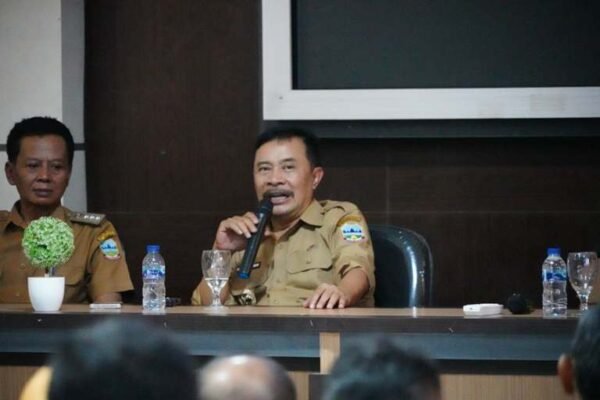 Pj Bupati Garut Kunjungi Bakesbangpol Dorong Kinerja SKPD Melalui Ini…