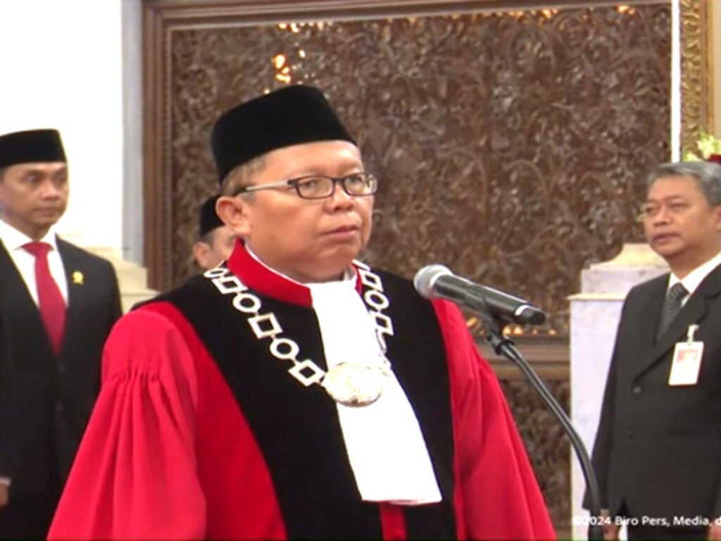 Presiden Lantik Arsul Sani Jadi Hakim Konstitusi di Istana Negara