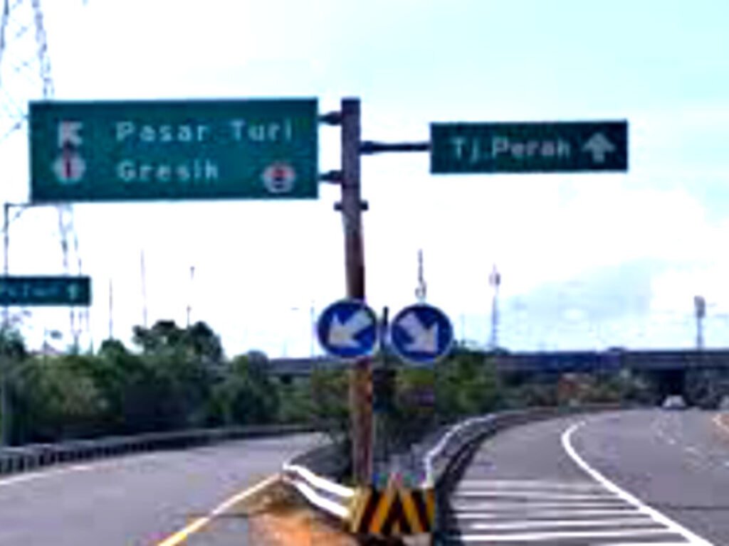 Mulai 4 Februari 2024, Tarif Tol Surabaya-Gresik Naik