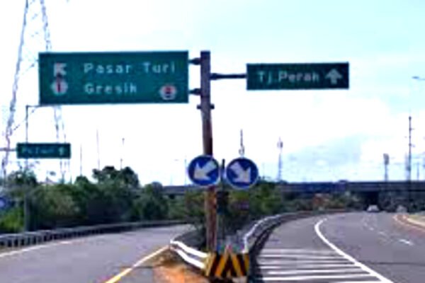Mulai 4 Februari 2024, Tarif Tol Surabaya-Gresik Naik
