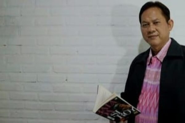 Kisah Duta Baca Indonesia Gol A Gong Pergi ke 20 Negara Gratis Karena Membaca