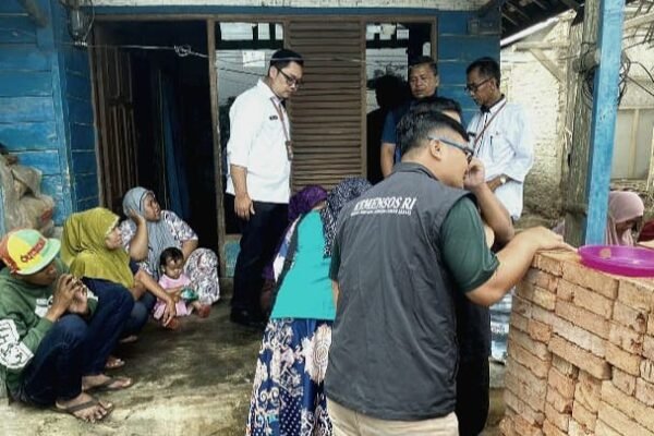 STPL Kemensos Didampingi Kabid Kunjungi Anak Yatim di Leles