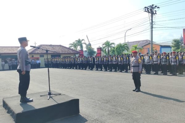 Polres Blora Gelar Apel Pengecekan Kesiapan Personel Pengamanan TPS Pemilu 2024