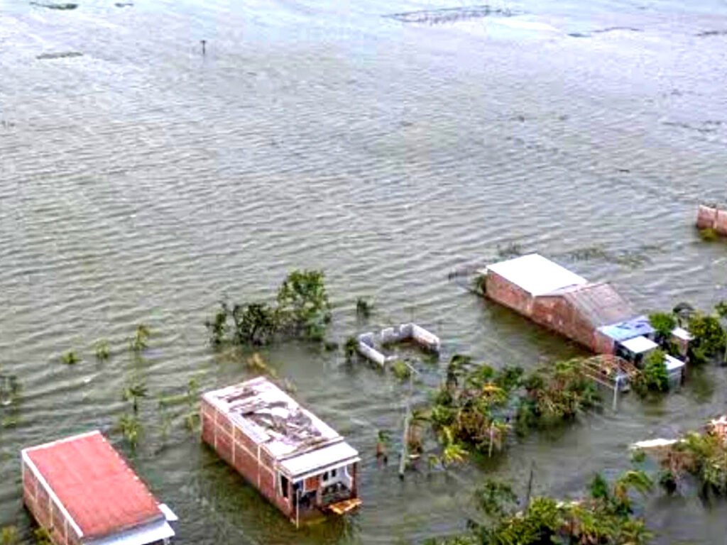 Tanggul Sungai Jebol, Terdampak Banjir di Demak Capai 4.000 Rumah