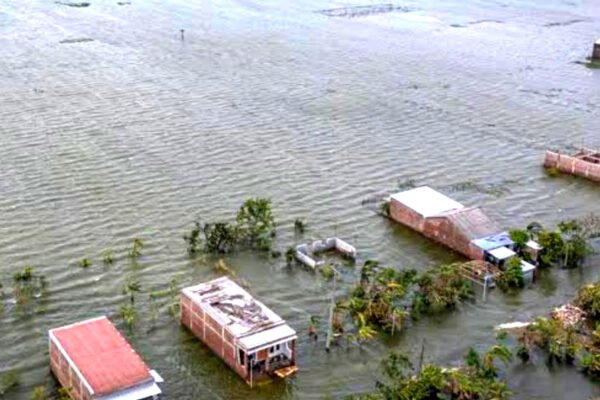 Tanggul Sungai Jebol, Terdampak Banjir di Demak Capai 4.000 Rumah