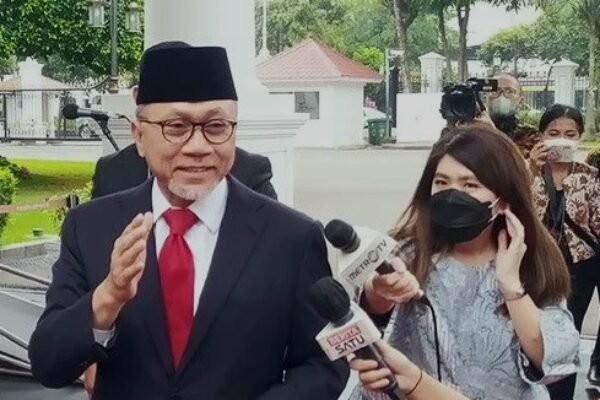 Harga Beras Meroket, Mentri Suruh Rakyat Beli Beras Bulog