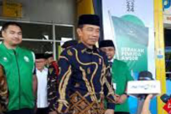 Hari Ini, Presiden Jokowi Tanda Tangani Keppres Pemberhentian Mahfud Md