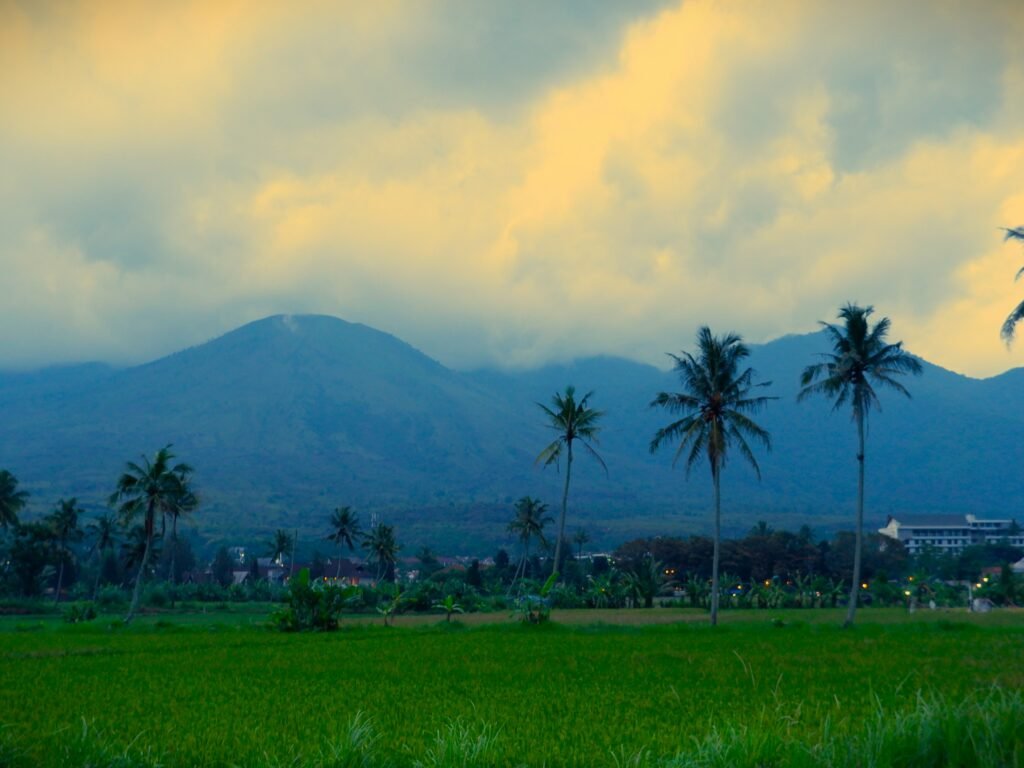 Perwujudan Garut Sebagai Surga Tempo Dulu Dikenal Dengan Nama Paradise In The East