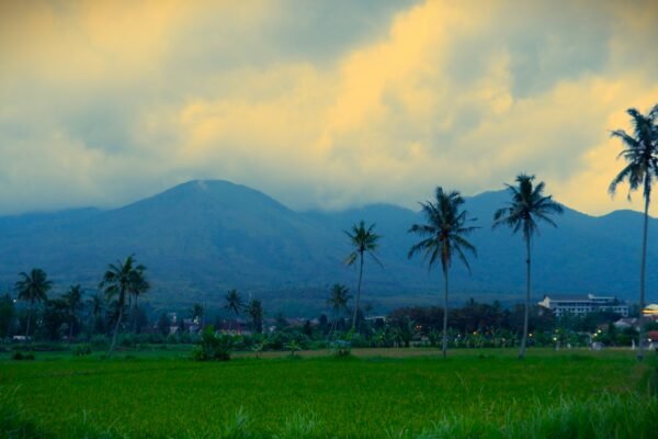 Perwujudan Garut Sebagai Surga Tempo Dulu Dikenal Dengan Nama Paradise In The East