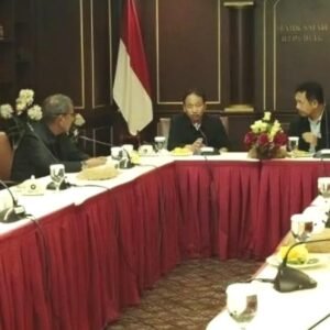 Rapat tertutup MKMK dengan MK