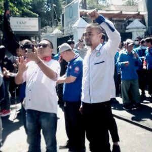 Demo KSPSI Jawa Barat di Depan Gedung DPRD Jabar
