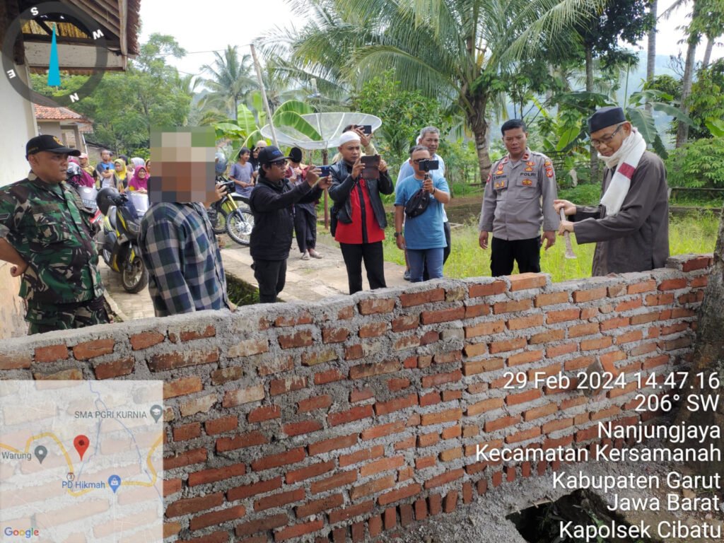 Viral! Kalah Nyaleg, Akses Jalan Warga Ditutup di Cibatu