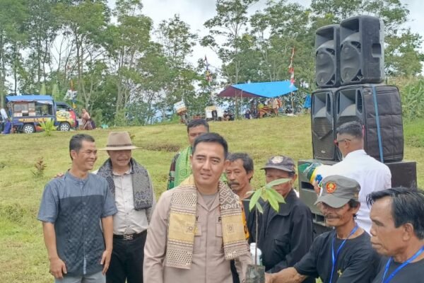 Kapolres Hadiri Launching Program Ketahanan Pangan Kabupaten Garut Dan Pengembangan Desa Wisata