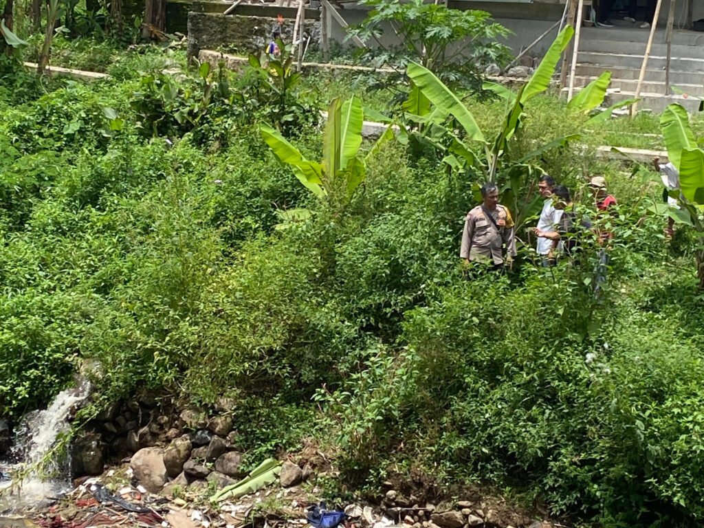 Geger! Mayat Bayi Ditemukan Warga di Aliran Sungai Cigunung Agung Kadungora