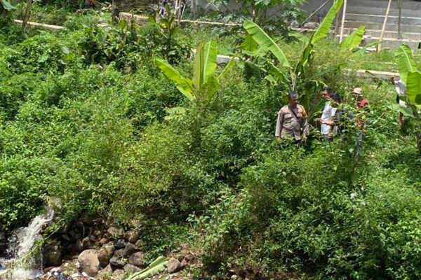 Geger! Mayat Bayi Ditemukan Warga di Aliran Sungai Cigunung Agung Kadungora