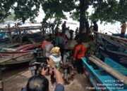 Ratusan Perahu Rusak Akibat Gelombang Tinggi, Para Nelayan Diminta Tidak Melaut