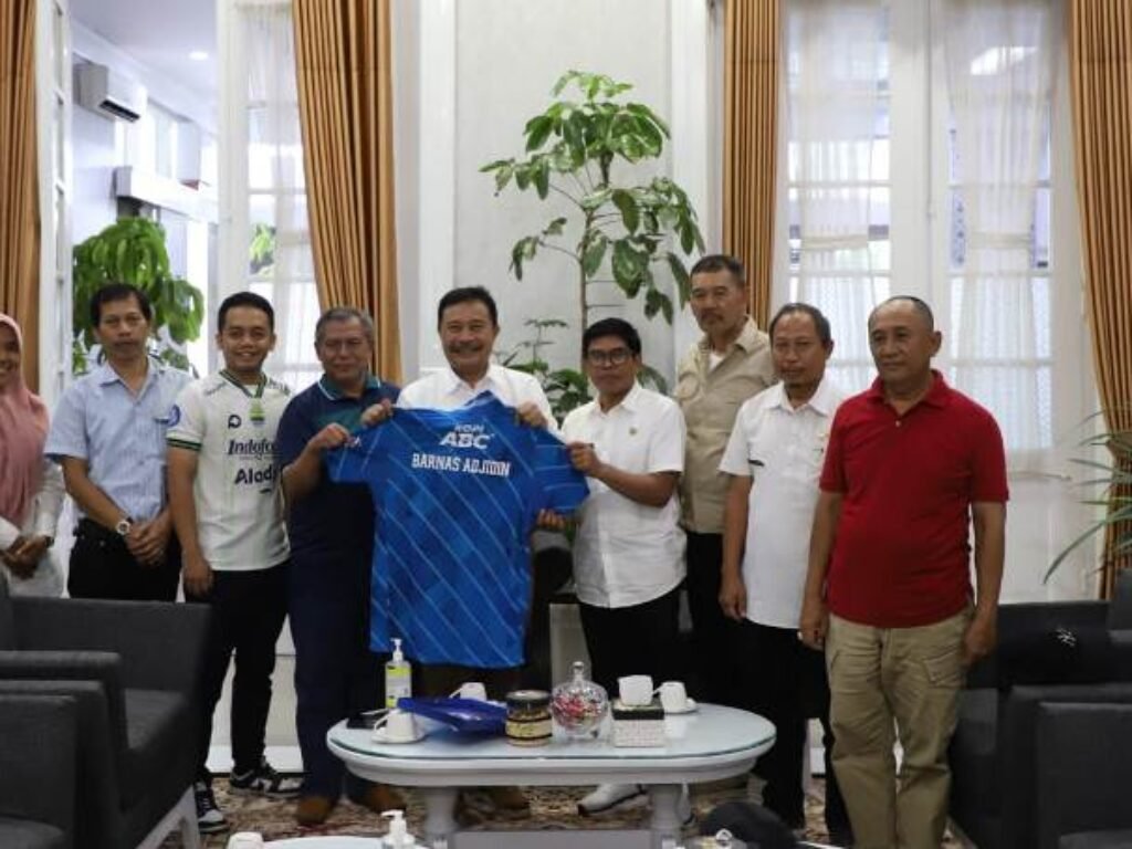Barnas Dukung Rencana Kehadiran Akademi Persib Di Kabupaten Garut