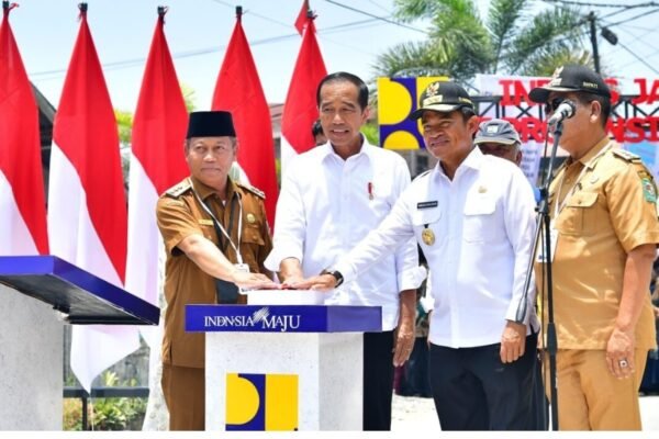 Presiden Jokowi Resmikan Pembangunan Jalan Daerah di Sumut