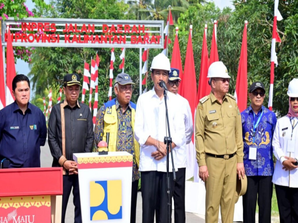 24 Ruas Jalan di Kalbar Senilai Rp648 Miliar Diresmikan Presiden