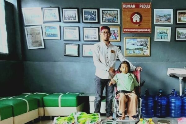 Anak Penderita Tumor di Desa Cugung Akhirnya Dibantu Pemkab Lamsel Berobat ke RSCM