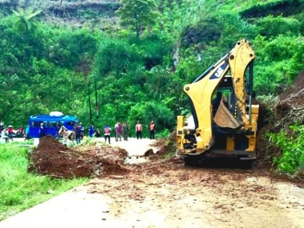 Dengan Keterbatasan Alat Berat PUPR Garut Siap Antisipasi Bencana Dimasa Libur Panjang Lebaran