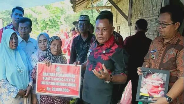 Tiga Warga Desa Sukadamai, Bandarejo, dan Sidosari di Kecamatan Natar Dapat Bantuan Bedah Rumah Geserbu