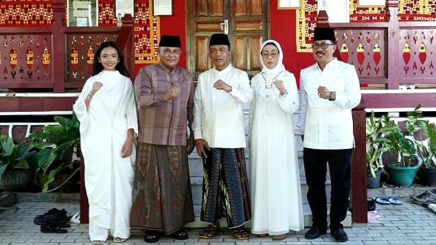 Hari Pertam idul Fitri Bupati Lamsel Bersua Marga Legun