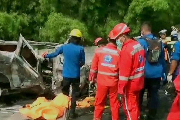 KM 58 Tol Jakarta – Cikampek Telan Duabelas Korban Jiwa
