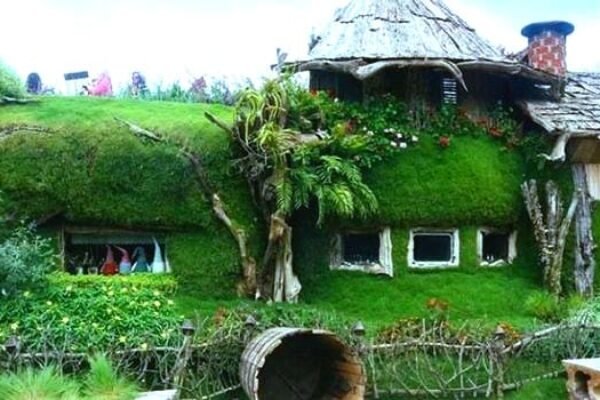 Destinasi Wisata di Lembang Tawarkan Suasana Eropa Dengan Spot Foto Menarik