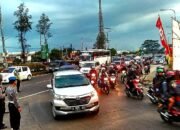 Urai kemacetan Polres Garut Alihkan Arus Lalin Bandung Menuju Garut ke Jalur Alternatif