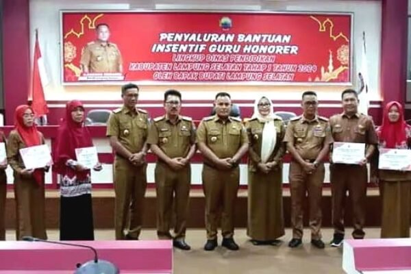 Dinas Pendidikan Lampung Selatan Kucurkan Dana Rp3.855.750.000,00 untuk THR Guru