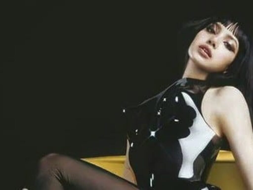 Kerjasama Dengan RCA Records, Lisa Blackpink Akan Rilis Musik Solo