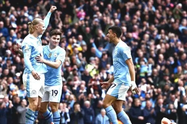 Manchester City Geser Liverpool di Puncak Klasemen Sementara EPL