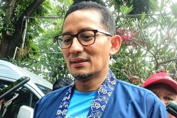 Sandiaga Uno Akui Mahalnya Tiket Transportasi Jadi Tantangan Ekonomi Paca Pandemi