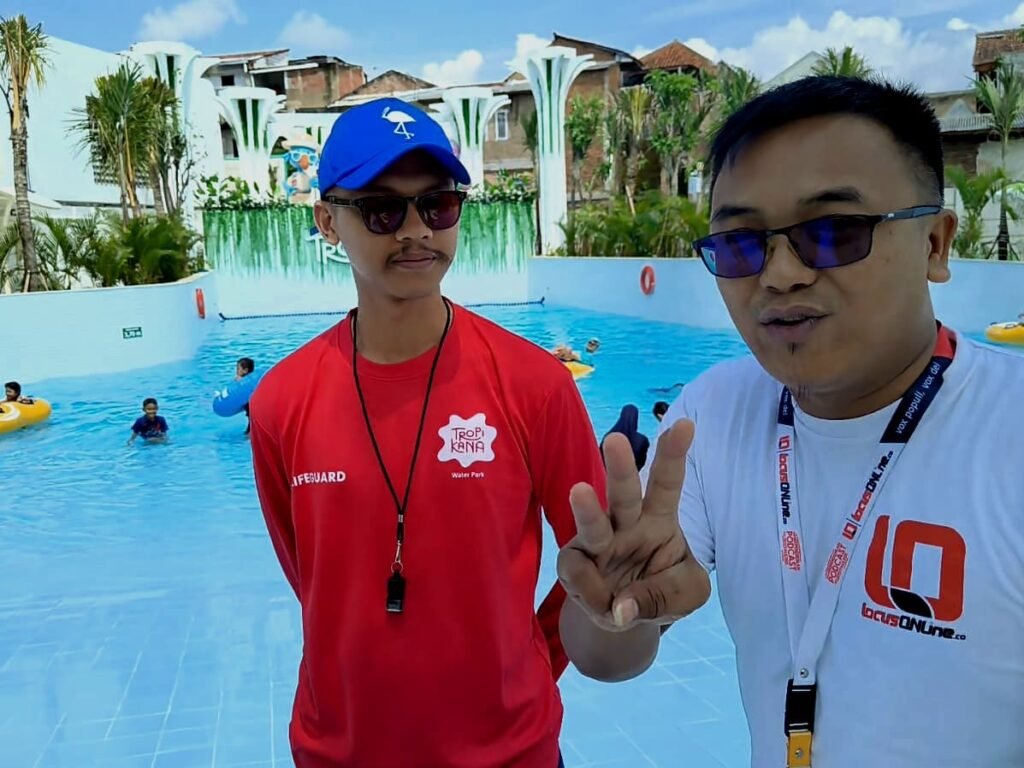 Liburan Asik di Waterpark Tropikana Wahana Air Paling Lengkap Samping Ramayana Garut