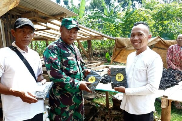 Arang Briket Bonggol Jagung Desa Mekar Asih Butuh Perhatian Serius Pemerintah