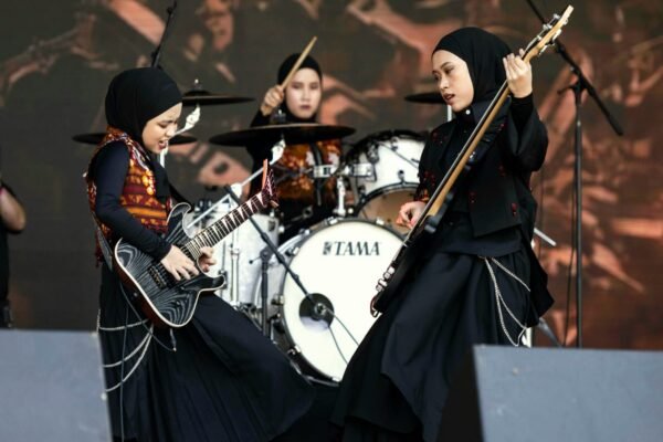 Kisah Kompleks Band Metal Asal Garut yang Mendunia Pernah DO