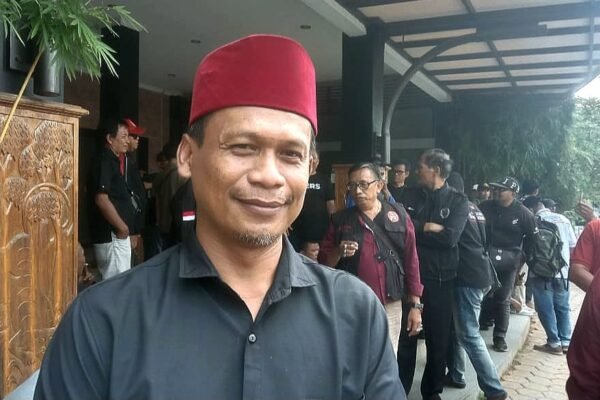 Oknum Guru Lecehkan Wartawan, Kadisdik Purwakarta Malah Minta Hormati Oknum Guru