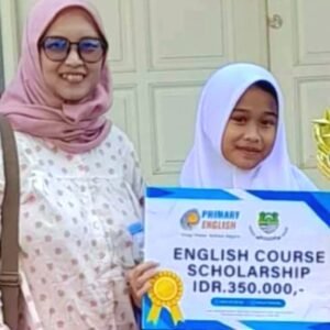 Dila Gadis Cantik Inspiratif Siswa SMA PGRI Kurnia Harumkan Nama Sekolah