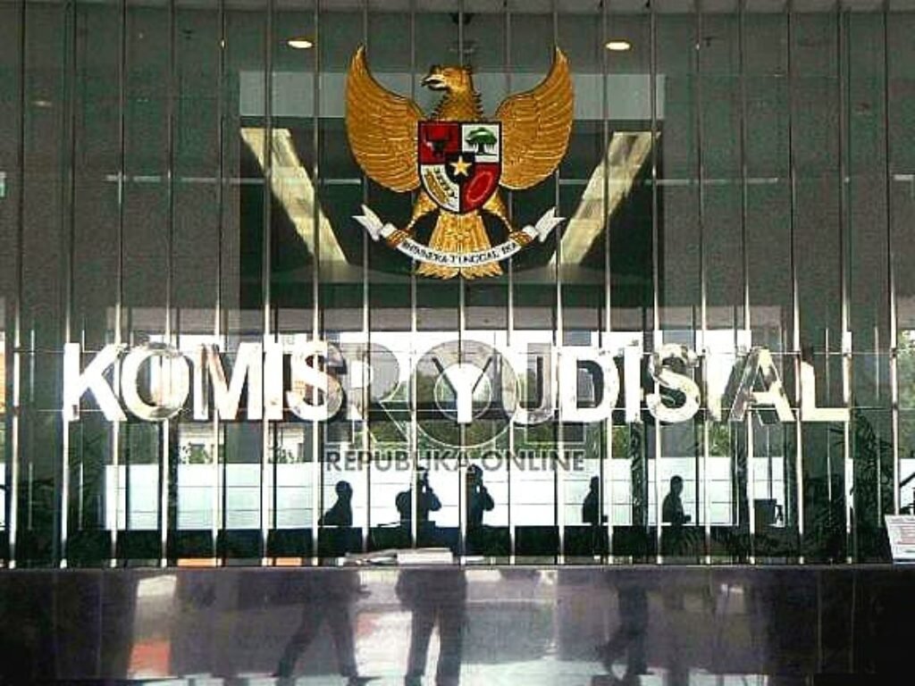 Karena Selingkuh Seorang Hakim di Sumatra Utara Diberhentikan MKH Komisi Yudisial