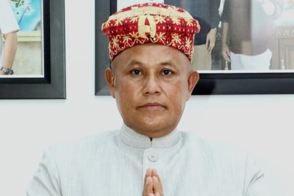 Dua Akademisi Buaka Suara Atas Kegaduhan Pilkada Lamsel 2024