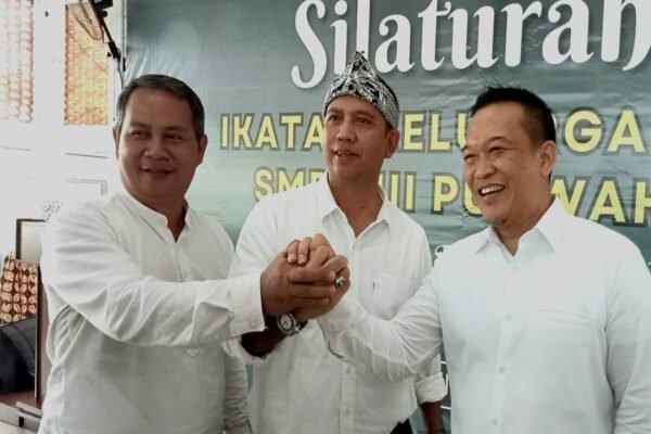 Halalbihalal Alumni SMPN III Purwakarta Kental Nuansa Politik Pilkada