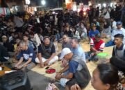 Nobar Persib di Posko Bacalon Bupati Purwakarta Bertabur Hadiah